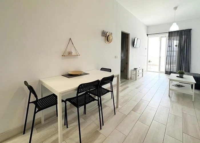 Sol En El Centro Del Cotillo, 1 Minuto De La Playa, 2 Habitaciones, Terraza Y Wifi El Cotillo (Fuerteventura)