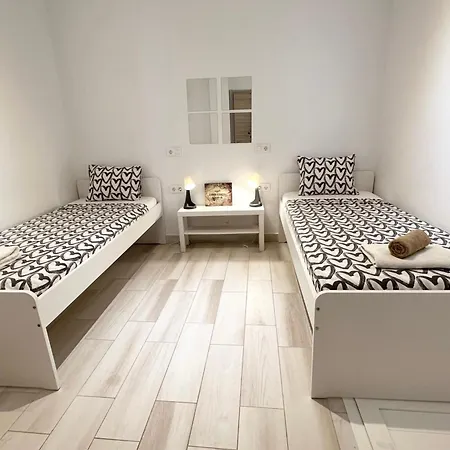 Sol En El Centro Del Cotillo, 1 Minuto De La Playa, 2 Habitaciones, Terraza Y Wifi * Cotillo